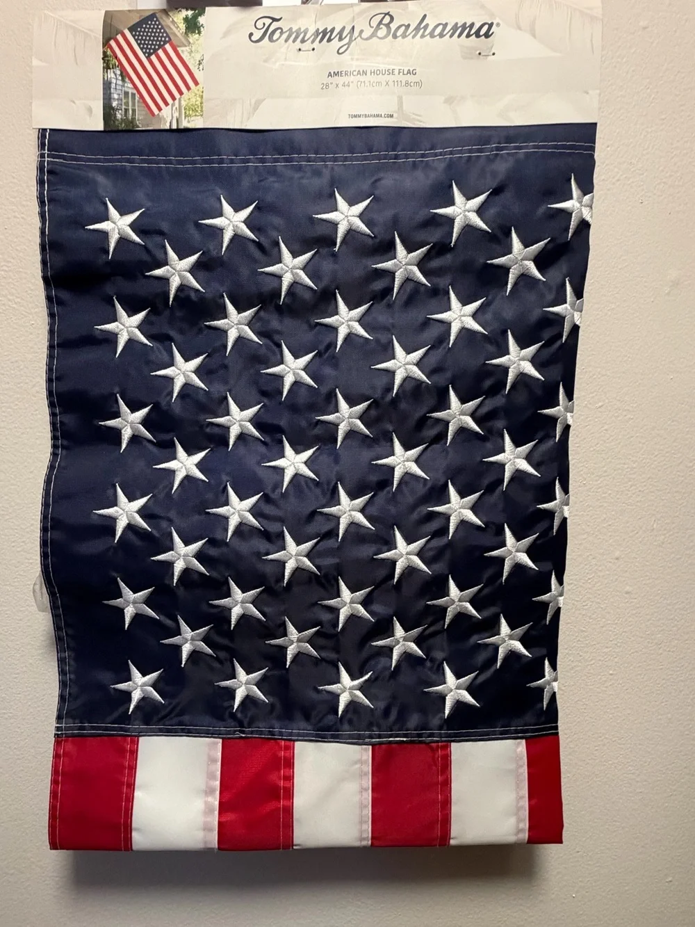 Tommy Bahama - American house Flag  Size: 28